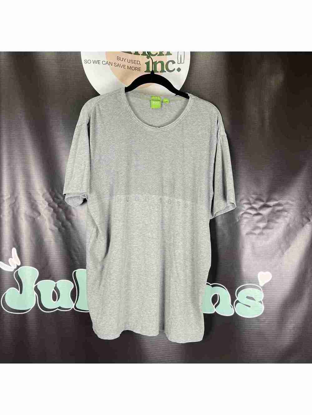 Gray Short-Sleeve Shirt